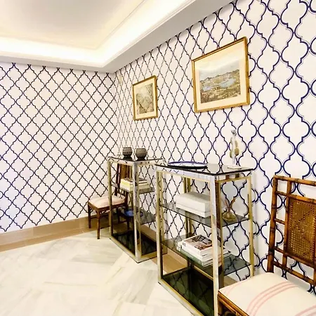 Superior 3 Bedroom Center Close To * 마르베야