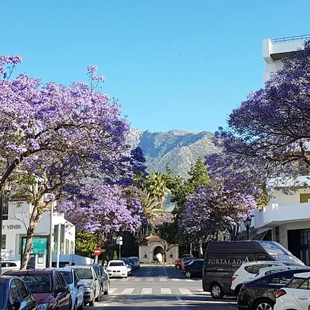 Superior 3 Bedroom Center Close To * 마르베야