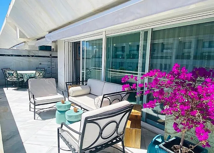 Superior 3 Bedroom Center Close To Apartamento Marbella